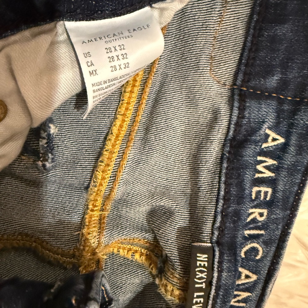 American Eagle Blue jeans - Picture 4 of 5